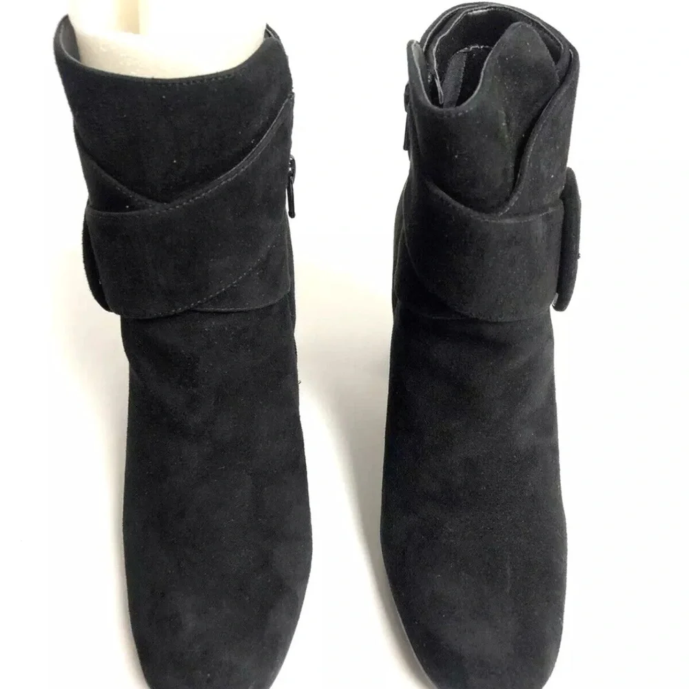 Naturalizer Women’s Rae, Black Ankle Booties, Size 7.5 M